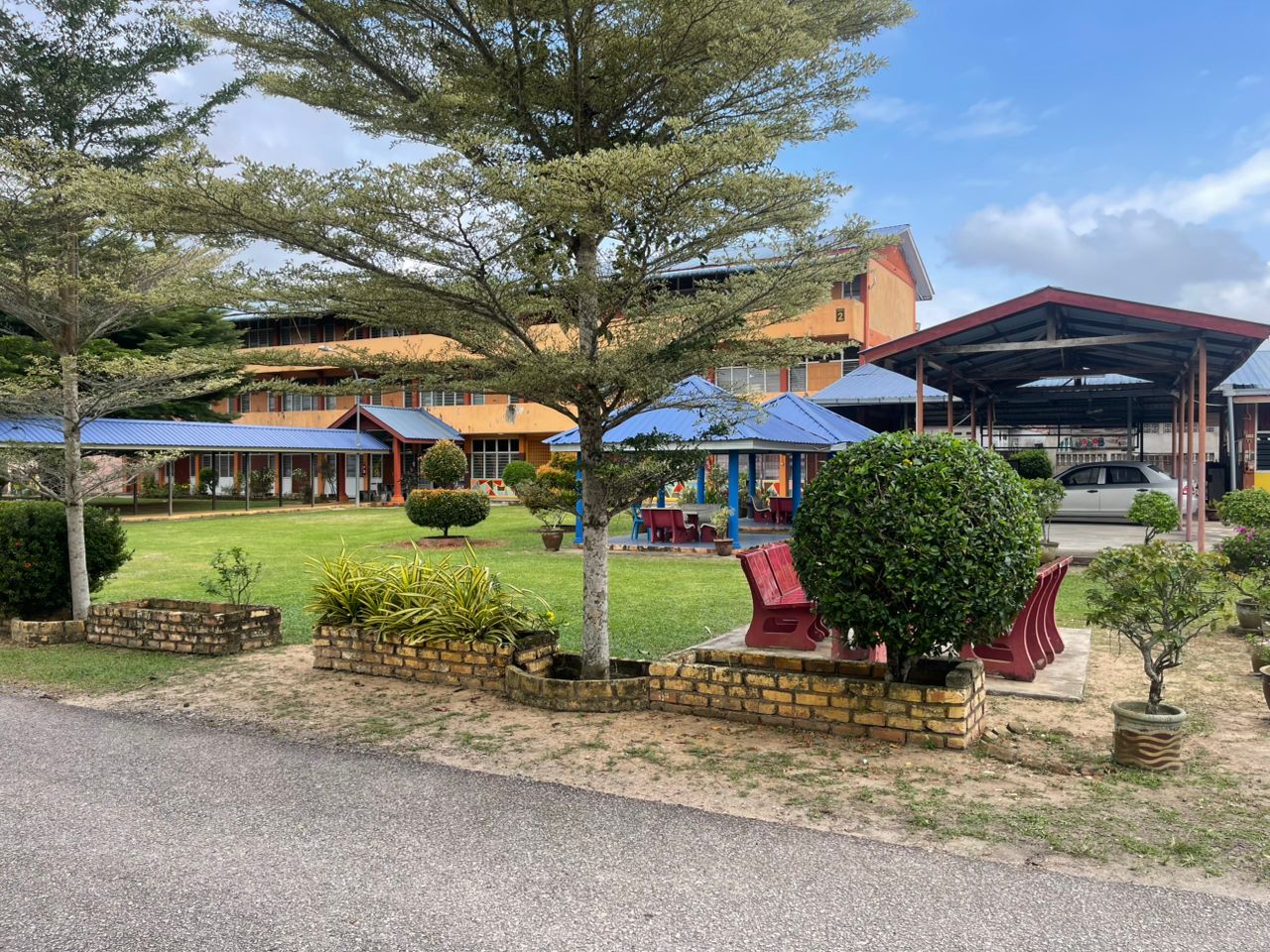 Berilmu, Berwawasan, Berjaya